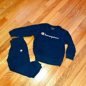 Champion sweatsuit sweatshirt and pants